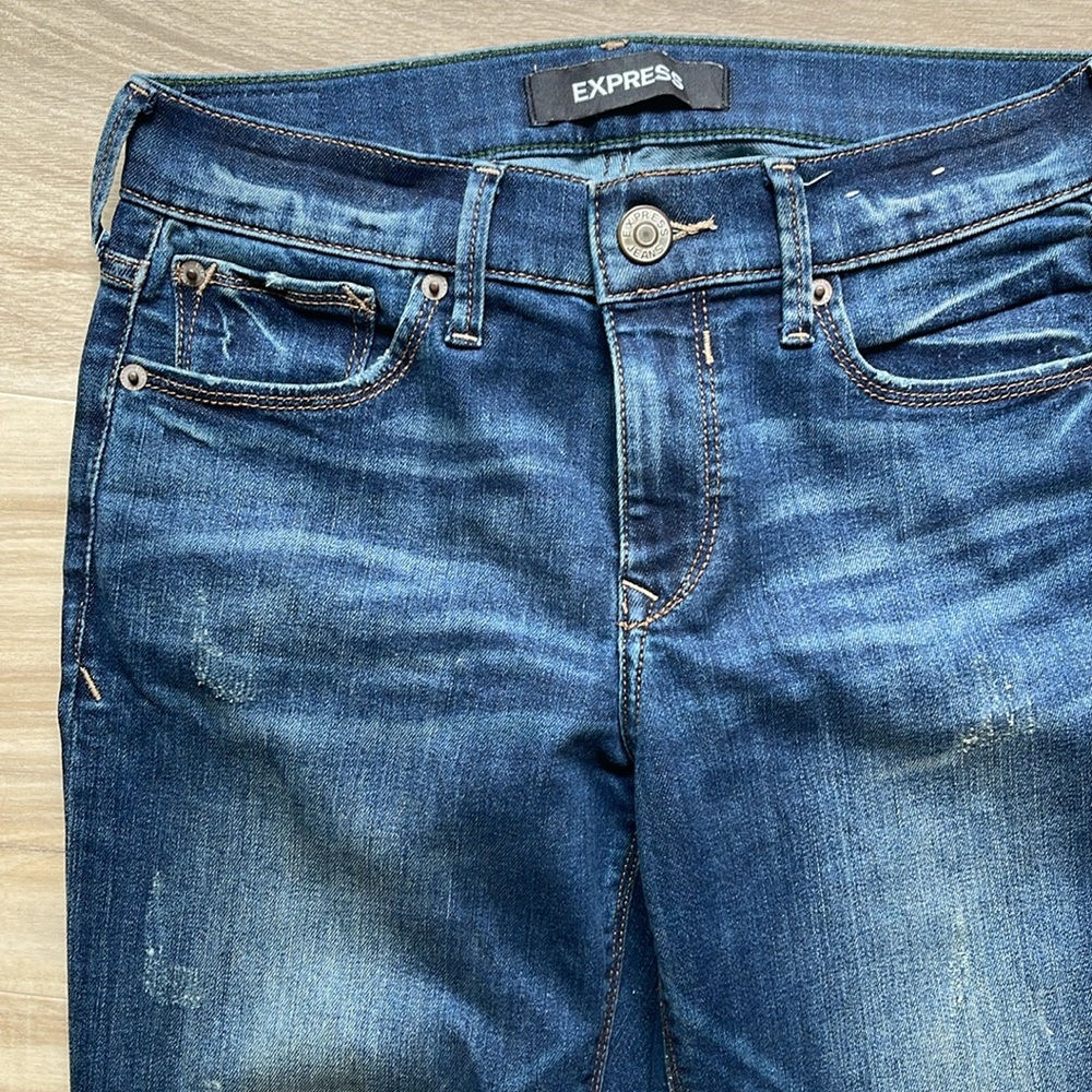 Express Jeans - Picture 2 of 10